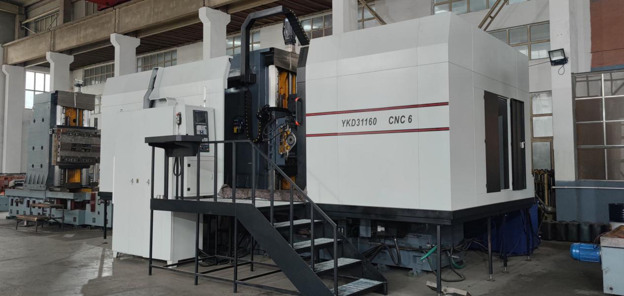 CNC gear hobbing machine 4 axis CNC gear hobbing machine 4 axis