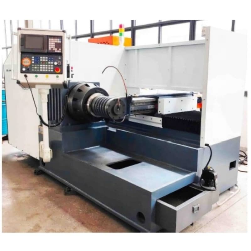 Automatic metal spinning machine Automatic metal spinning machine