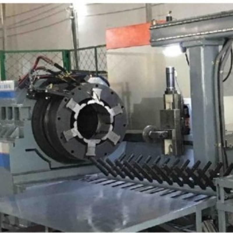 Horizontal metal spinning machine Horizontal metal spinning machine